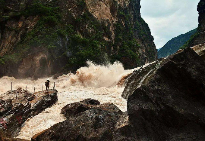 世界十大最惊人的峡谷 中国虎跳峡上榜，科罗拉多位列第一
